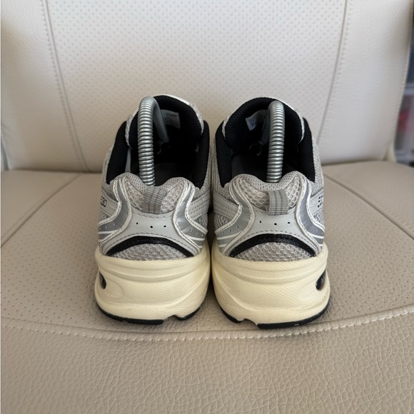 Size 5.5M/ 7W - New Balance 530 “Silver Cream” Men’s Sneakers MR530TA - Picture 4 of 8